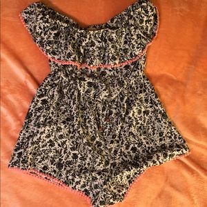 romper 💓 Super cute details